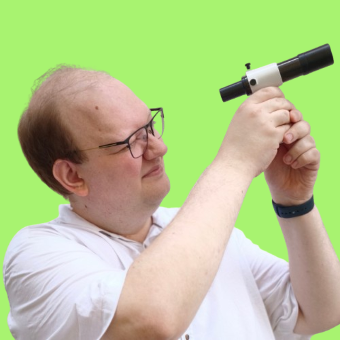 Photo fun de Adrien Delvallée - Maître du code et des 64 cases